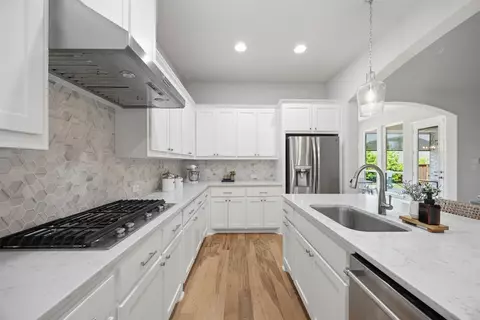 Kitchen - 4721 Bristleleaf Ln, Prosper, TX 75078 photo 4 of 4