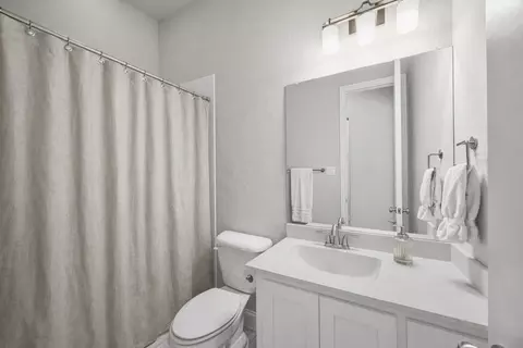 Bath - 4721 Bristleleaf Ln, Prosper, TX 75078 photo 4 of 4