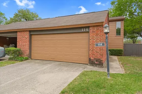 114 Wilshire Ct, Irving, TX 75061