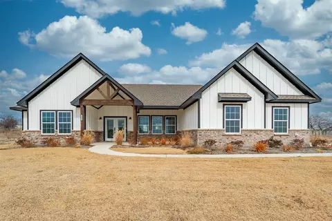 1021 Don Eve Ct, Azle, TX 76020