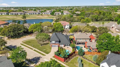 7100 Oakbrook Dr, Plano, TX 75025