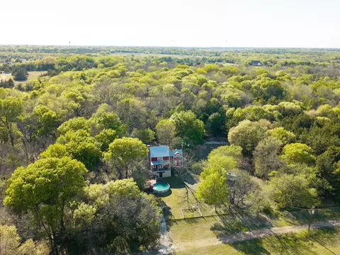 459 County Road 4600, Trenton, TX 75490