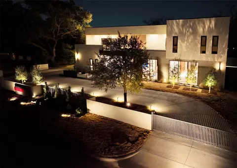 10236 Crestover Dr, Dallas, TX 75229