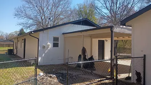 156 Tarpon Dr, Mabank, TX 75156
