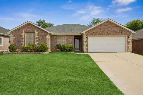 2101 Turtle Cove Dr, Mansfield, TX 76063