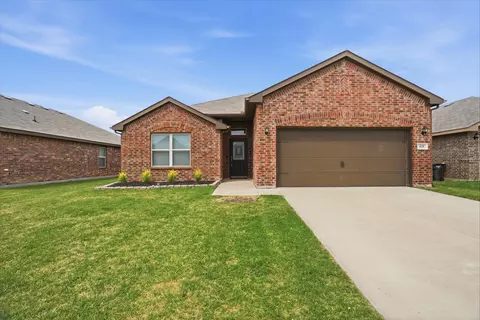428 Edgewick Ln, Crowley, TX 76036