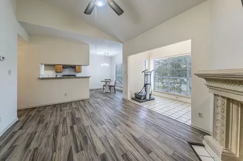 4101 Esters Rd #110, Irving, TX 75038