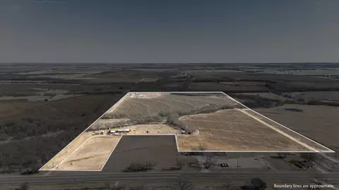 9964 State Hwy 171, Covington, TX 76636