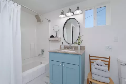 Bath - 560 Apache, Abilene, TX 79601 photo 3 of 6