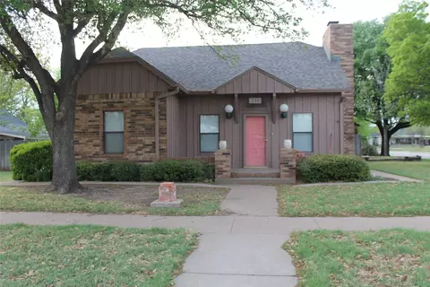 132 N Jacobs St, Albany, TX 76430