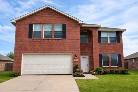 1020 Lowndes Ln, Wylie, TX 75098