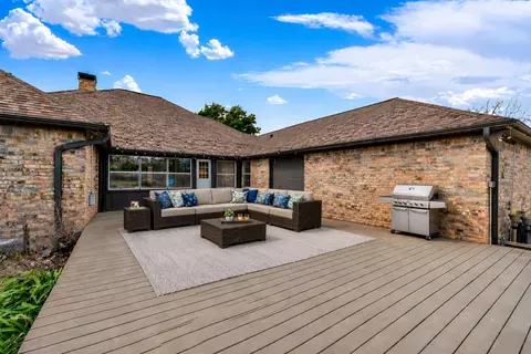 Exterior - 1201 E Oaklawn Dr, Talty, TX 75160 photo 3 of 6