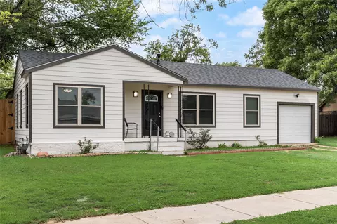 1005 Iowa St, Irving, TX 75060