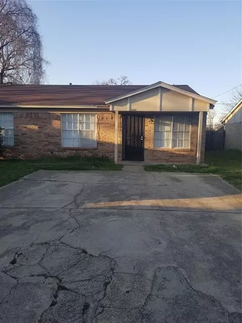 1801 Georgia St, Arlington, TX 76012