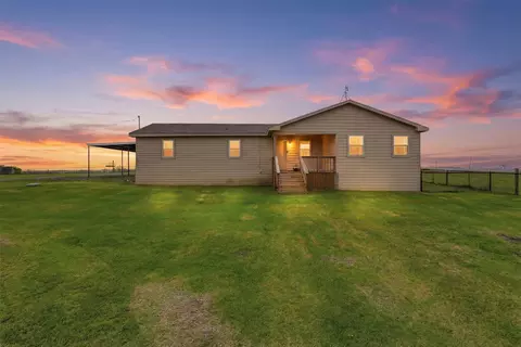 1051 Pigg Rd, Waxahachie, TX 75165