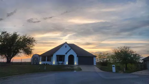 622 Elizabeth Pl, Weatherford, TX 76086