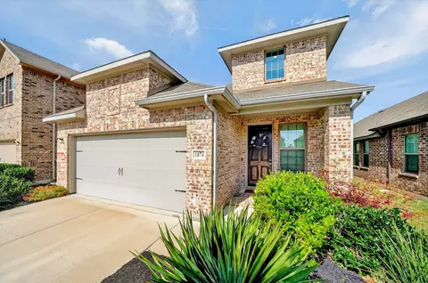 1074 Norias Dr, Forney, TX 75126