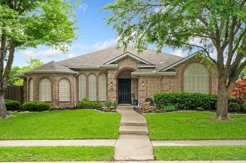 2302 Randi Rd, Rowlett, TX 75088