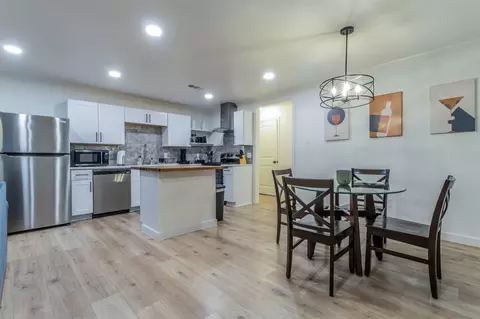 921 S Waverly Dr, Dallas, TX 75208