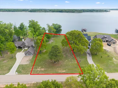 355 Waters Edge Ln, Scroggins, TX 75480