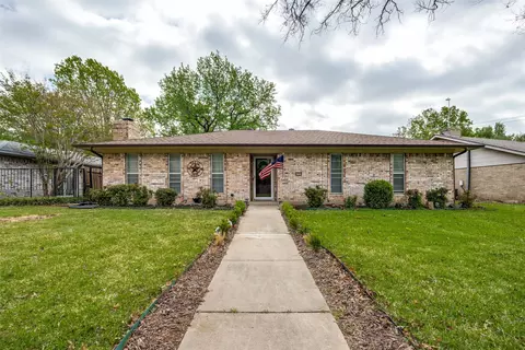 2705 N Woods St, Sherman, TX 75092