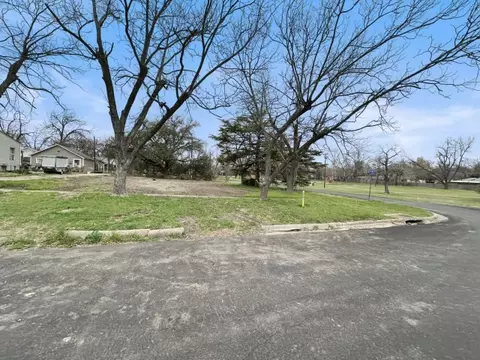 920 N 4th St, Temple, TX 76501