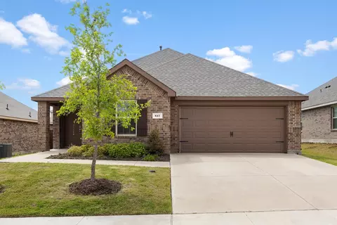 617 Calm Springs Dr, Princeton, TX 75407