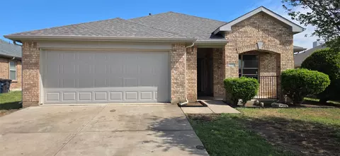 5832 World Champion Ct, Fort Worth, TX 76179