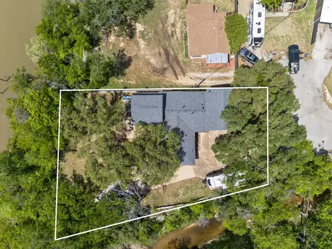 7036 Lotus Trl, Lake Worth, TX 76135