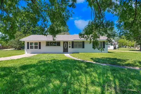 801 Princeton Ave, Bossier City, LA 71112