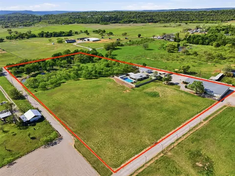 435 Gene Lee Rd, Mineral Wells, TX 76067