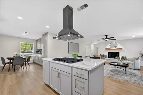 2608 Northcrest Dr, Plano, TX 75075