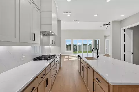 Kitchen - 1304 Periwinkle Dr, Celina, TX 75009 photo 4 of 5