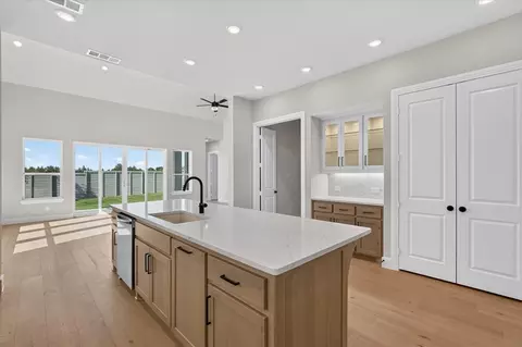 Kitchen - 1304 Periwinkle Dr, Celina, TX 75009 photo 5 of 5
