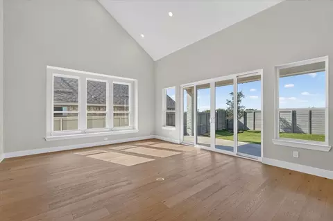 Living - 1304 Periwinkle Dr, Celina, TX 75009 photo 4 of 5
