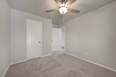 Bedroom - 2700 Tamarack Ln, Argyle, TX 76226 photo 4 of 10
