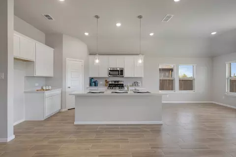 Kitchen - 2700 Tamarack Ln, Argyle, TX 76226 photo 3 of 5