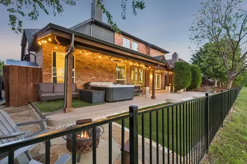 5805 Wilmington Dr, Frisco, TX 75035