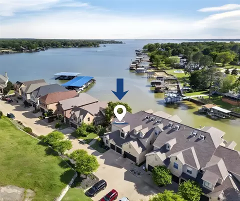 128 Marina Dr, Mabank, TX 75156