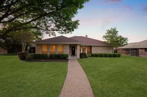 2429 Golden Oaks Dr, Garland, TX 75044
