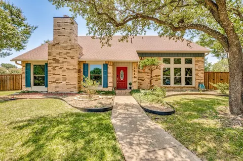 2610 Fallcreek Cir, Carrollton, TX 75006