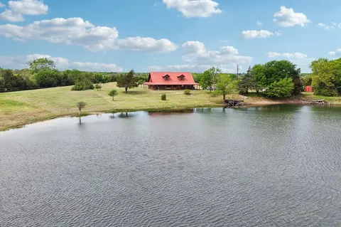 7956 S State Highway 78, Leonard, TX 75452