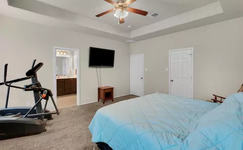 Bedroom - 9801 Shallow Creek Dr, Waco, TX 76708 photo 2 of 4