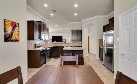 Kitchen - 9801 Shallow Creek Dr, Waco, TX 76708 photo 5 of 5