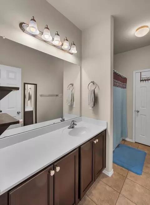 Bath - 9801 Shallow Creek Dr, Waco, TX 76708 photo 5 of 5