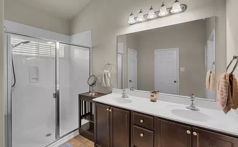 Bath - 9801 Shallow Creek Dr, Waco, TX 76708 photo 2 of 5