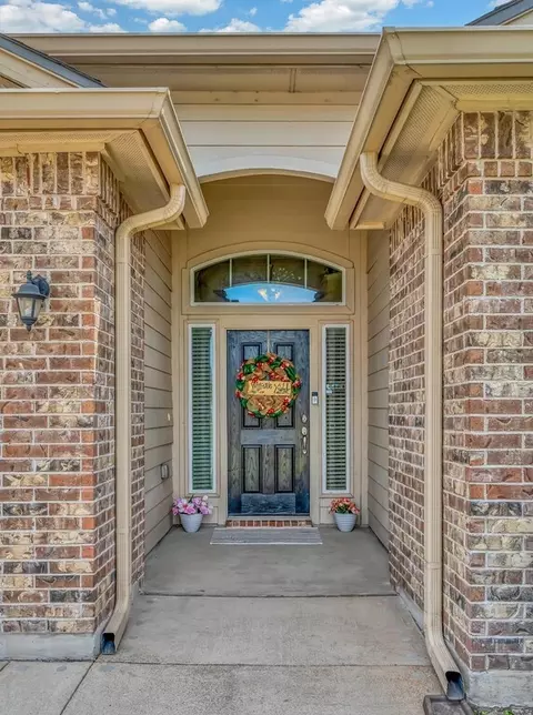Entry Way - 9801 Shallow Creek Dr, Waco, TX 76708 photo 1 of 4