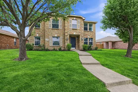 2104 Bent Tree Ln, Mesquite, TX 75181