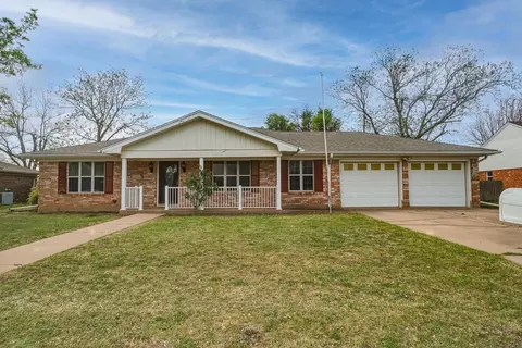 2965 Arrowhead Dr, Abilene, TX 79606