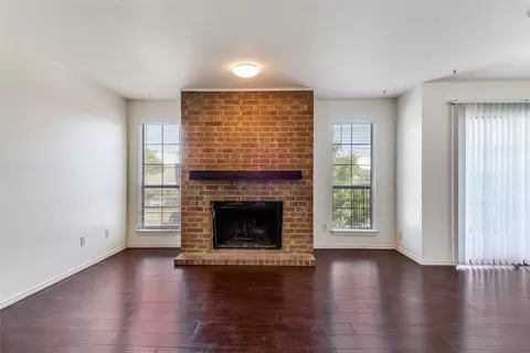 5902 Marvin Loving Dr #201, Garland, TX 75043